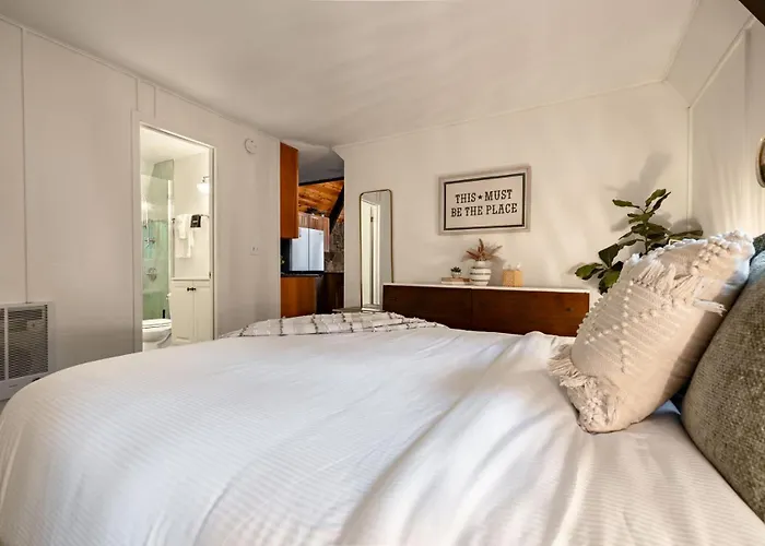 Сasa de vacaciones Hotevilla A-frame With Wi-fi & Pine Tree Views