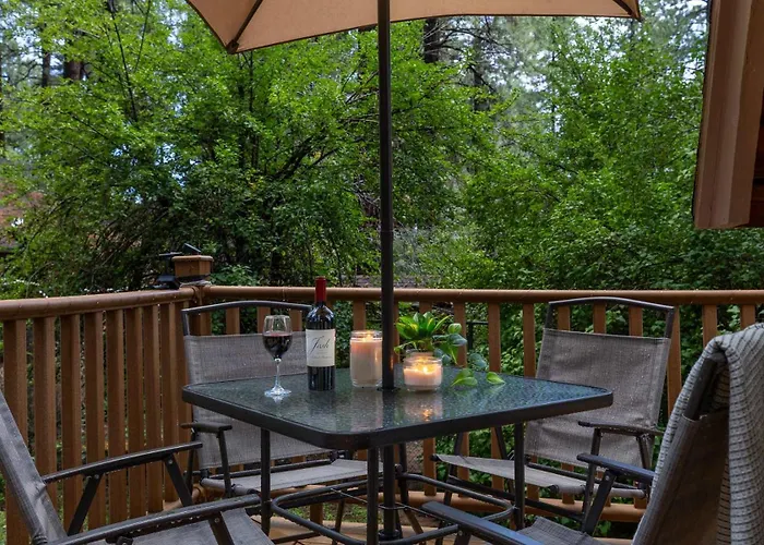 Сasa de vacaciones Hotevilla A-frame With Wi-fi & Pine Tree Views